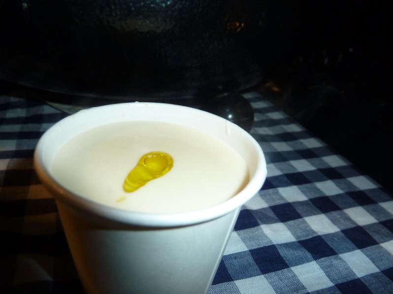 Cauliflower soup with truffle oil