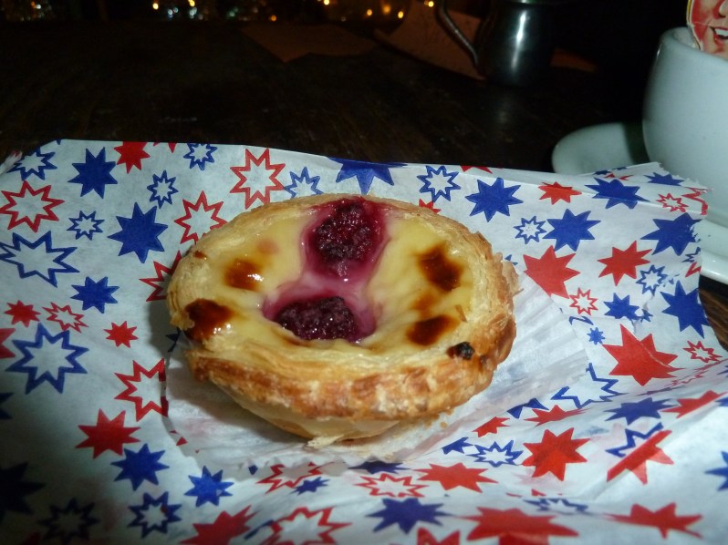 Raspberry egg custard tart