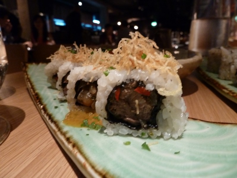 Lomo saltado maki rolls
